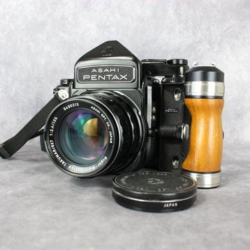 Pentax 6x7(MLU) Eye Level + Takumar 2,4/105mm Appareil photo