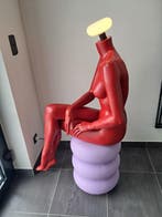 Mannequin - Uniek kunstobject-zittende etalagepop als