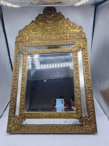 Spiegel- Kuifspiegel - Messing, Glas, Hout - Repousse, Antiek en Kunst