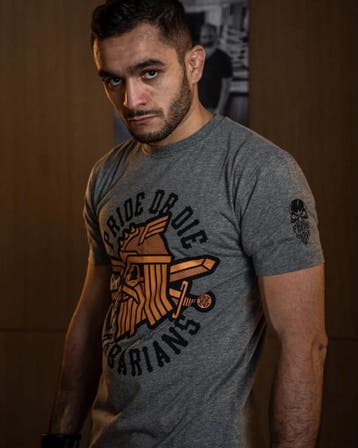PRIDEorDie T-Shirt BARBARIANS Grijs, Verzenden, Vechtsport