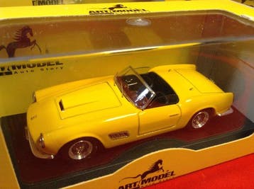 Art Models - made in Italy 1:43 - Voiture de course, Nieuw