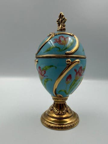 Boîte à musique en porcelaine – House of Fabergé – “Tulip” –, Antiquités & Art