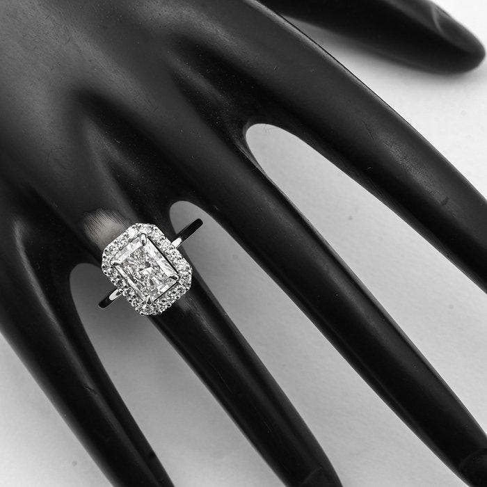 Zonder minimumprijs - Ring Platina - 2.31ct. tw. Diamant, Handtassen en Accessoires, Ringen