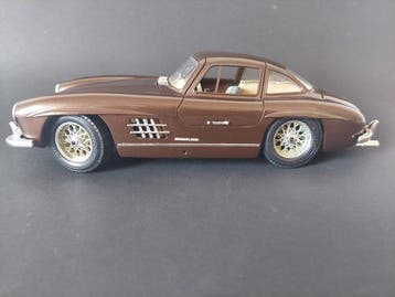 Bburago 1:18 - Model coupé - Mercedes 300 SL, Hobby en Vrije tijd, Nieuw