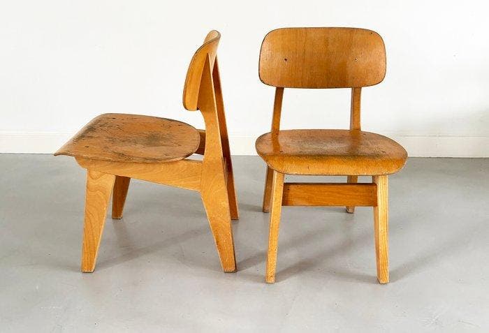 Kindermeubels - Hout, Massief hout - Set van vier vintage, Antiek en Kunst, Kunst | Designobjecten