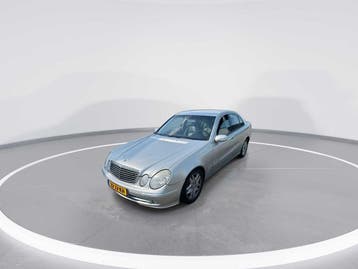 Online veiling - Mercedes-Benz E-klasse 240 Avantgarde, Nieuw