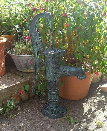 Architectonisch ornament - 2010-2020 - Grote tuinpomp