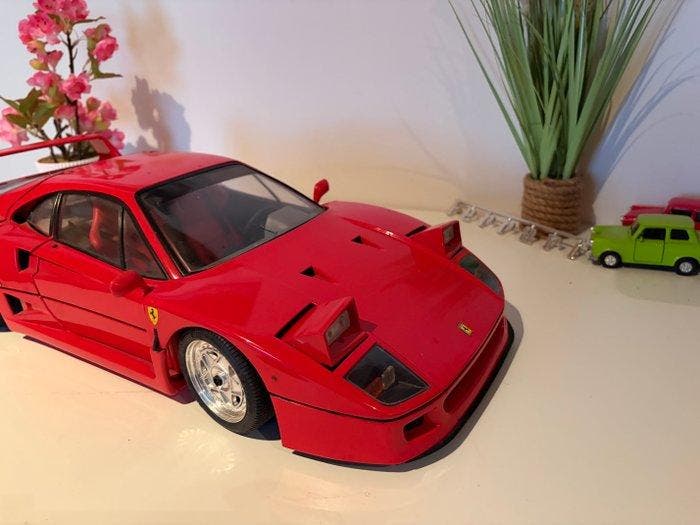Pocher 1:8 - Modelauto - Ferrari F40, Hobby & Loisirs créatifs, Voitures miniatures | 1:5 à 1:12
