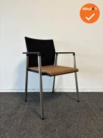 Giersberger vergaderstoel - Taupe bestaande stoffering met z, Vergader- of Presentatieruimte, Ophalen of Verzenden, Gebruikt, Stoel