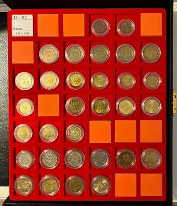 Macao, Portugees Macau. Republic. Extensive collection of 46