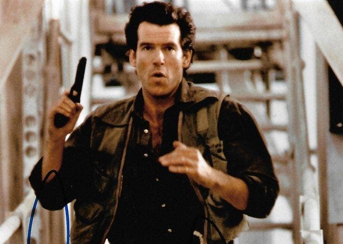 Pierce Brosnan - Autographed Photo GoldenEye James Bond, Collections, Cinéma & Télévision
