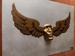 gregos - Flying kiss-gold and black on silver background