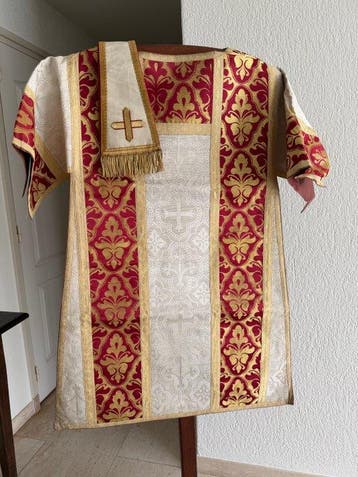 Religieuze en spirituele objecten - Zijde, Stof, Lint,
