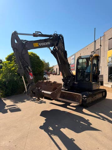 TE KOOP | Volvo ECR88D Triple Arm, Ophalen, Graafmachine