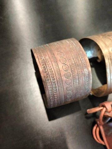 Prachtige collectie van 6 oude manchetten, muntarmband,