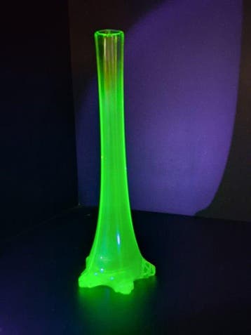Vaas - Uraniumglas - Uraniumglas soliflore