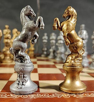 Italfama - Schaakspel - Renacimiento - brons, leer, hout