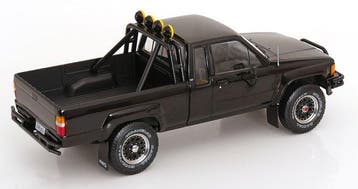 KK-Scale 1:18 - Modelauto - Toyota Hilux Xtra Cab 4x4 (1985)