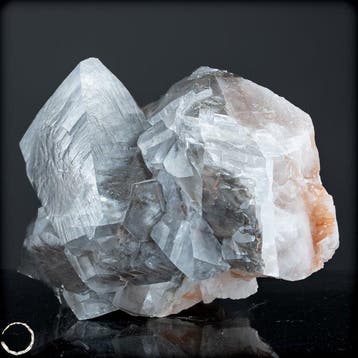 Phantom rouge de calcite — étape cristalline en provenance