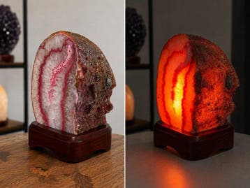 Tafellamp - Brazilian Pink Agate Geode - Wooden Base -