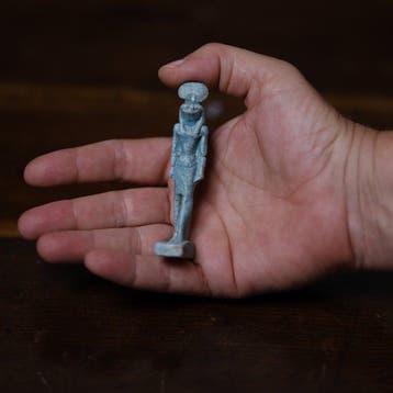 Oude Egypte, Faience Groot formaat Ra-Horakhty-amuleet, 8,4, Verzamelen