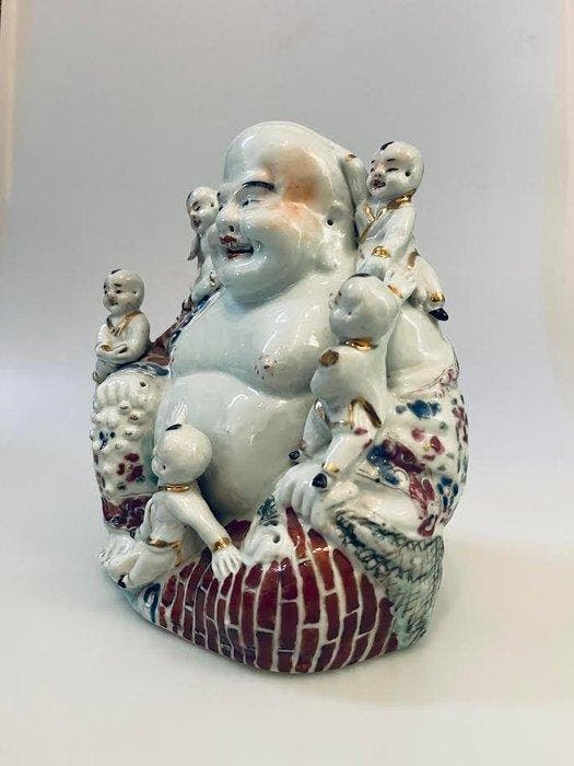 Beeldje - Buda Risonho com crianças - Porselein, Antiquités & Art, Antiquités | Autres Antiquités