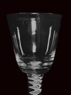 Wijnglas - Georgisch ondoorzichtig twist wijnglas c1760 -