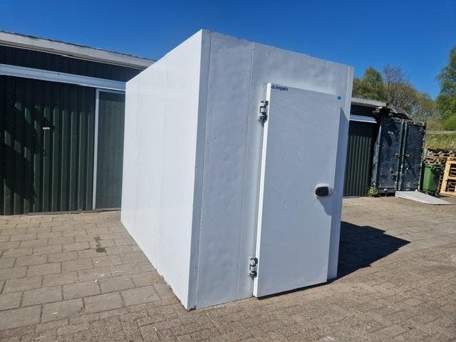 Koelcel 176 x 296 x 228 cm stekker klaar, Zakelijke goederen, Horeca | Keukenapparatuur, Gebruikt, Koelen en Vriezen