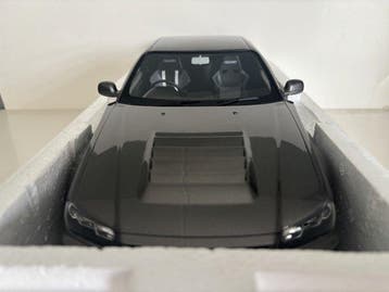 Otto Mobile 1:12 - Modelauto - Nissan Skyline GTR 2005 -