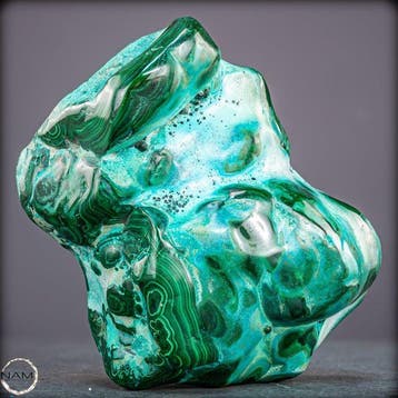 Natuurlijke vrije vorm van malachiet & chrysocolla – een