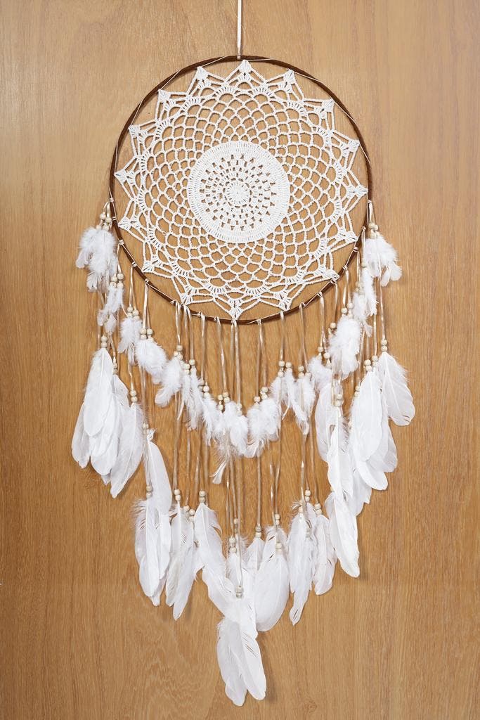 Dromenvanger Groot Bruin Wit Dreamcatcher Veren Macramé Bohe, Hobby en Vrije tijd, Feestartikelen, Nieuw, Ophalen of Verzenden