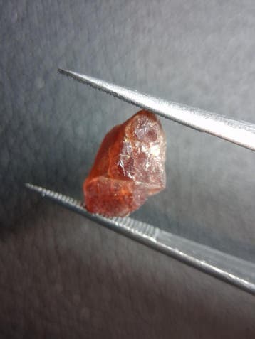 Rough Garnet - 3.020 ct - pyrope almandite - red, Verzenden