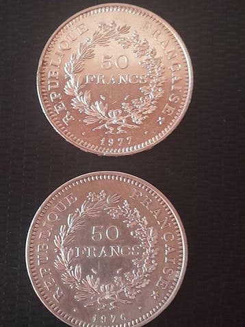 France. Ve République. 50 Francs 1976/1977 Hercule (2 coins)