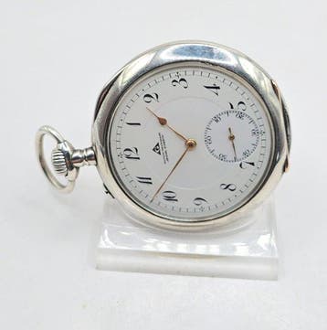 Deutsche Präzisions Uhrenfabrik Glashütte (Sa) - 0,900, Nieuw