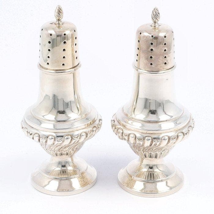 Levesley Brothers (London 1899) - Peper- en zoutstel (2) -, Antiek en Kunst, Antiek | Zilver en Goud