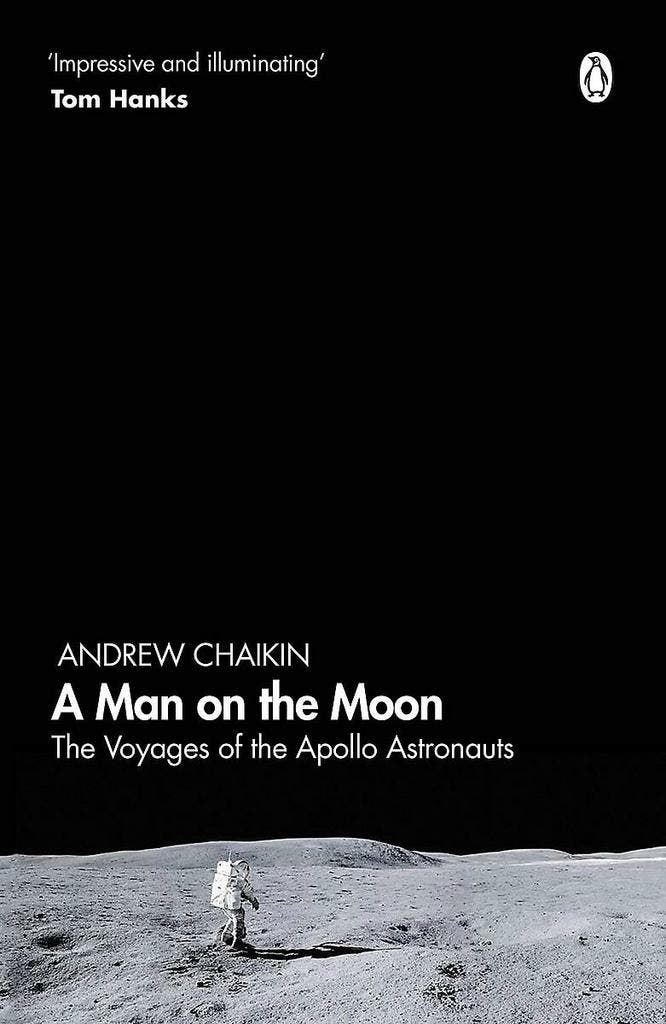 A Man on the Moon 9780241363157 Andrew Chaikin, Livres, Langue | Anglais, Envoi