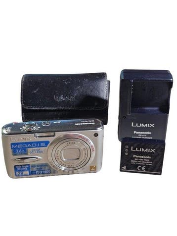 Panasonic Lumix DMC-FX01 Appareil photo numérique