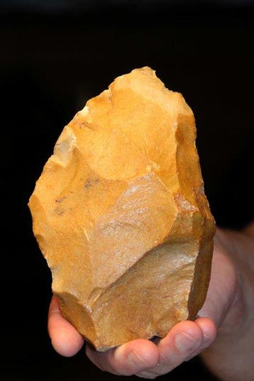 Paleolithisch Vuursteen Bifaciaal werktuig - 140 mm (Zonder