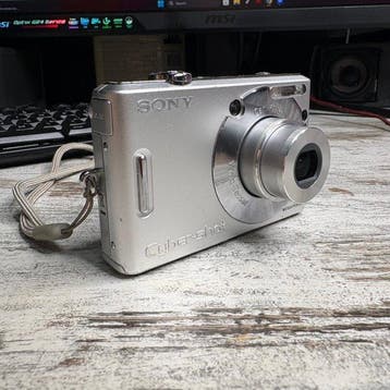 Sony DSC-W30 Digitale compact camera, Audio, Tv en Foto, Nieuw