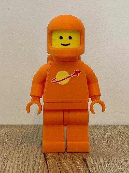 Fait maison - (MOC) Minifigure LEGO astronaute grand format, Enfants & Bébés, Jouets | Duplo & Lego