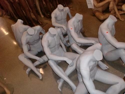 *TIP*  nieuwe Zittende herenfiguren van exclusief A-merk, Zakelijke goederen, Kantoor en Winkelinrichting | Winkel en Inventaris