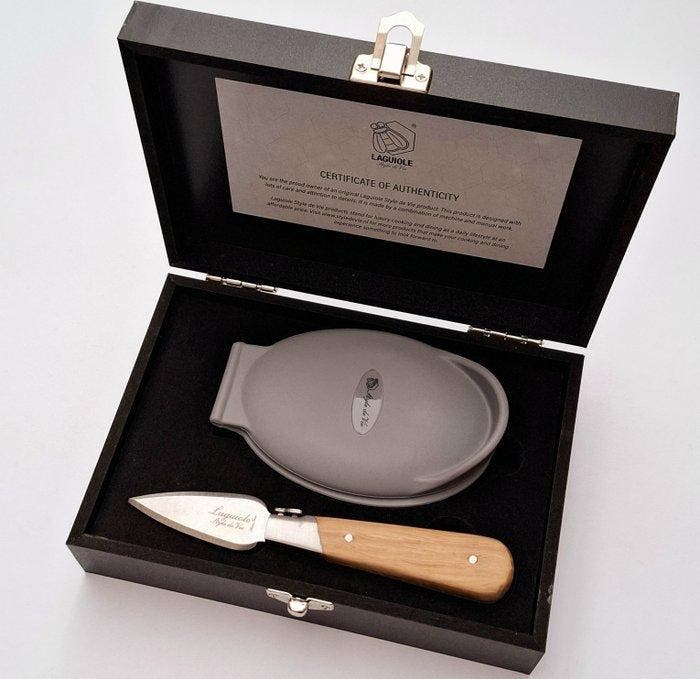 Laguiole - Oyster Knife & Oyster holder - Oak Wood handle -, Antiquités & Art, Antiquités | Ustensiles de cuisine