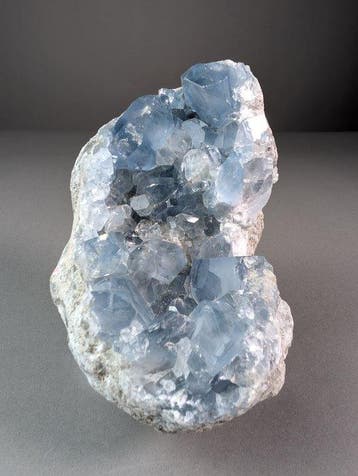 Prachtige Celestina Geode Block - Hoogte: 14.5 cm - Breedte: