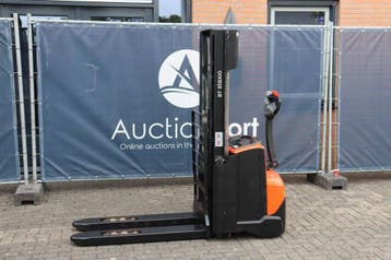 Veiling: Stapelaar BT SWE140L Elektrisch 1400kg 2.65m 2016, Zakelijke goederen, Ophalen
