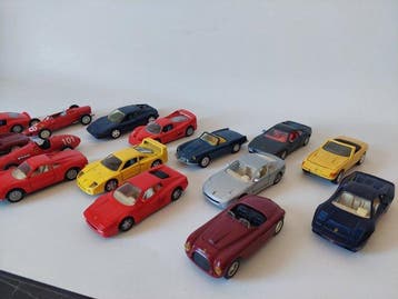Desconhecido, Maisto, Solido 1:38 - Modelauto (17) - Ferrari
