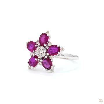 Ring - 18 karaat Witgoud - 2.07ct. tw. Robijn - Diamant, Handtassen en Accessoires, Ringen, Nieuw