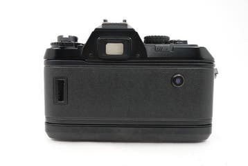 Nikon F-501 with AF NIKKOR 35-70mm F3.3-4.5 Single lens, Nieuw