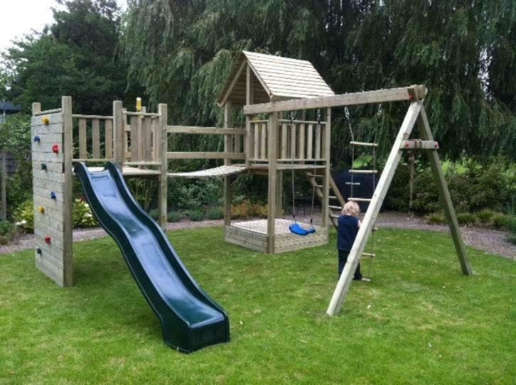 PAKKETAANBIEDING | SPEELTOESTEL RIDDERTOREN |, Enfants & Bébés, Jouets | Poupées, Enlèvement ou Envoi