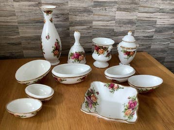 Collection thématique - Royal Albert Old Country Roses 1962