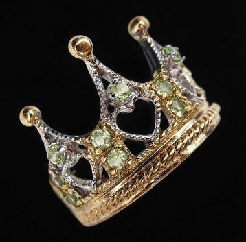 Zilver, De Kroon van de Koningin – Ring met Peridot –